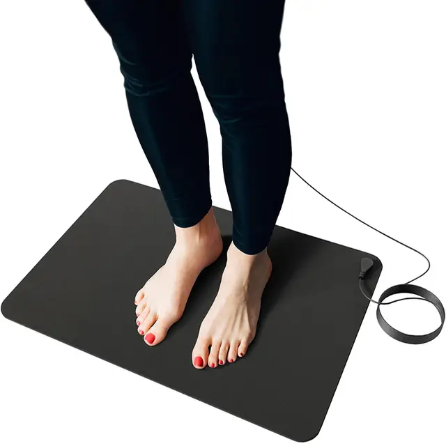 Grounded mat